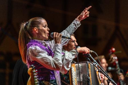Veselo razpoloženje tudi na drugi festivalski dan Dnevov narodnih noš in oblačilne dediščine v Kamniku (51)